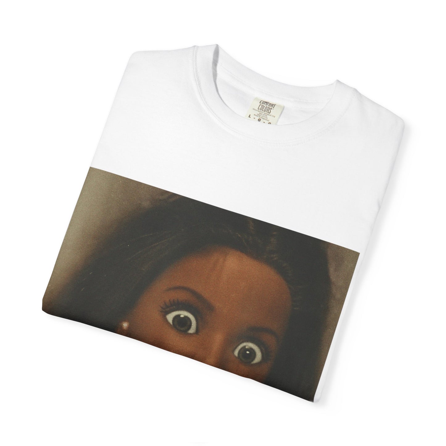 Graphic T-Shirt Featuring Surprised Doll Face Print