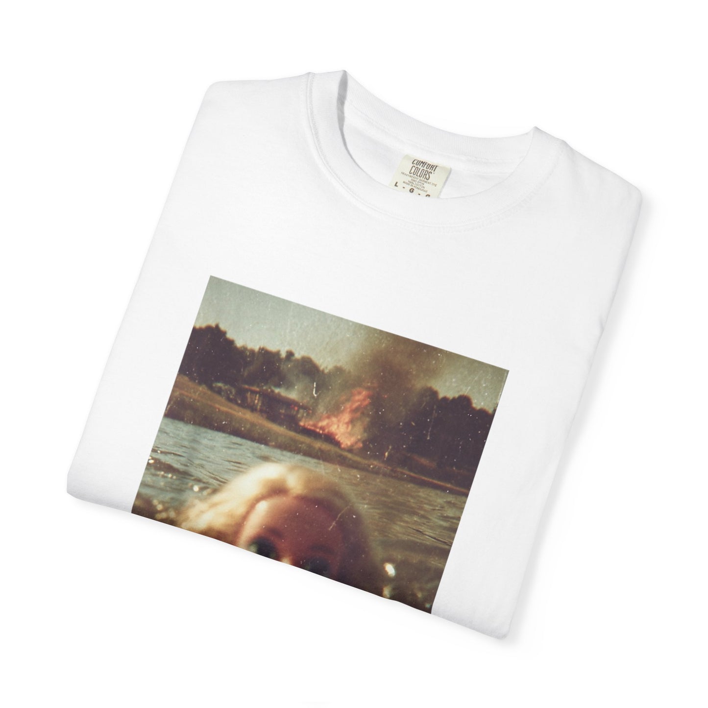 Vintage Summer Photo T-Shirt — Girl Peeking Over Water Graphic Tee
