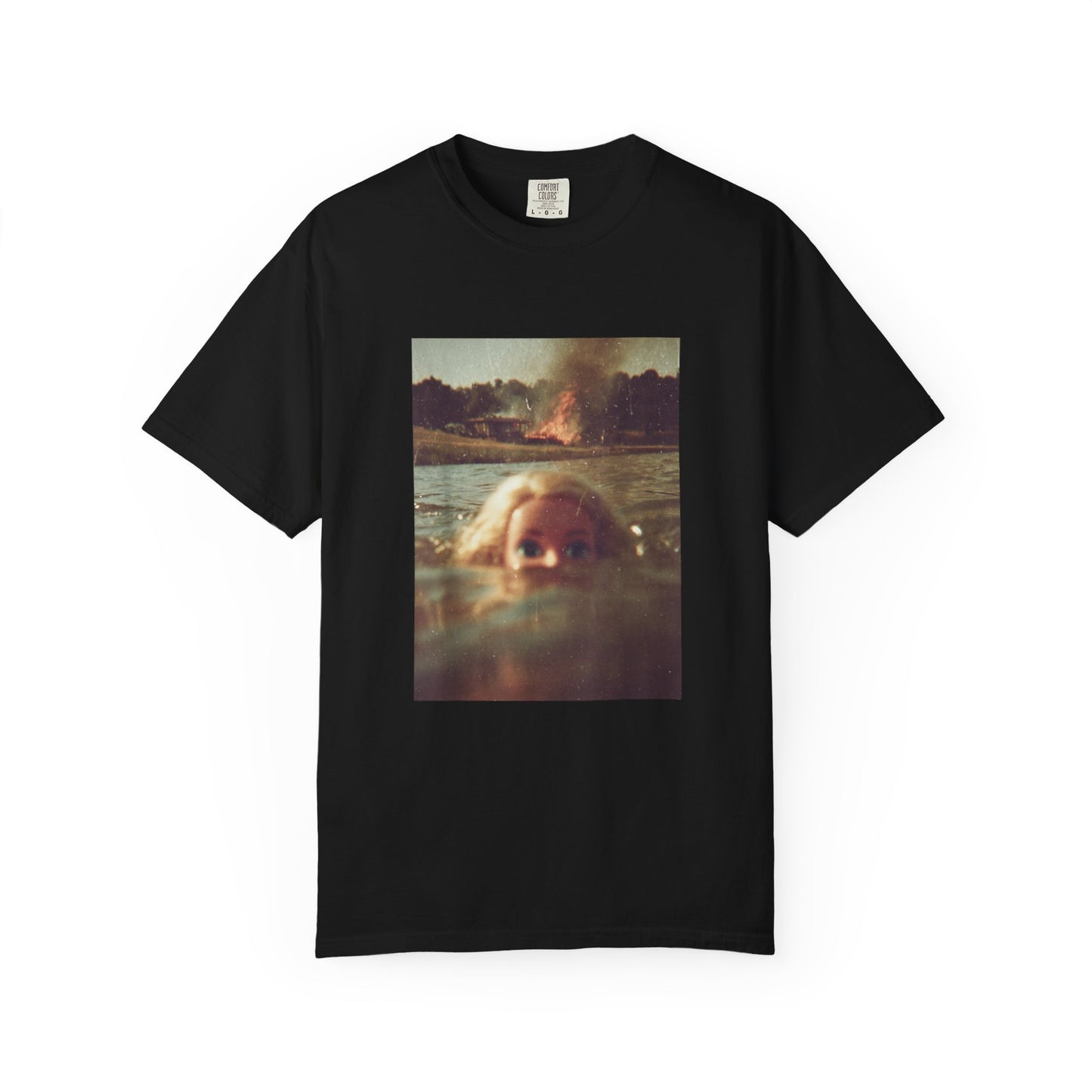 Vintage Summer Photo T-Shirt — Girl Peeking Over Water Graphic Tee
