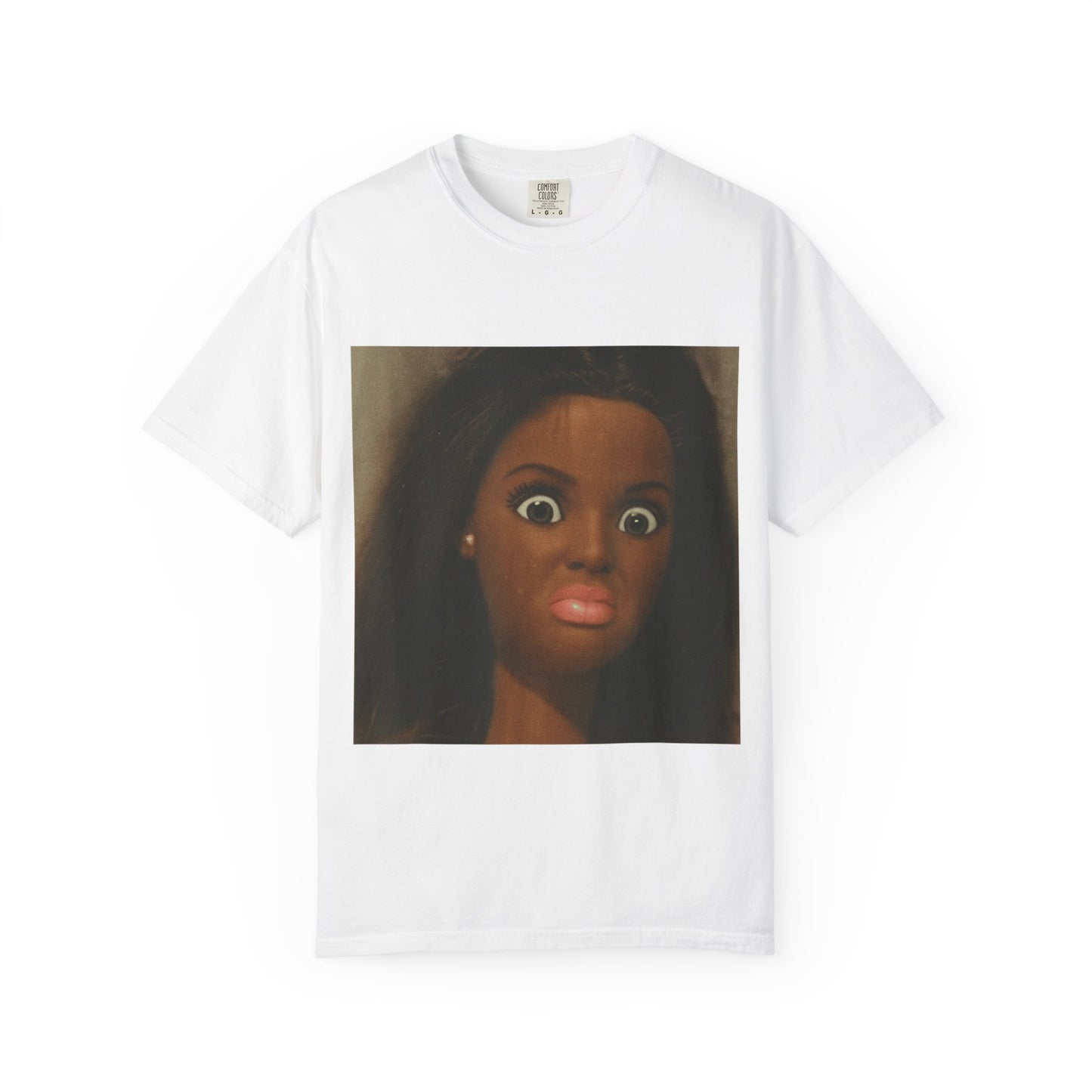 Graphic T-Shirt Featuring Surprised Doll Face Print