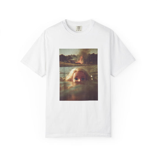 Vintage Summer Photo T-Shirt — Girl Peeking Over Water Graphic Tee
